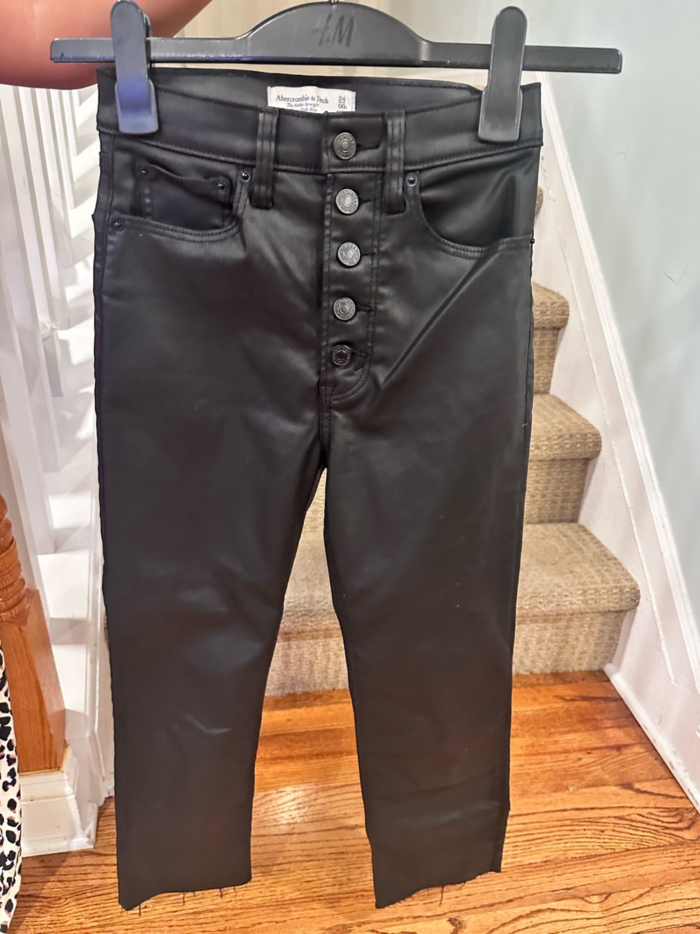 Abercrombie & Fitch Black Coated Skinny Jeans with Button Fly - Size 24/00